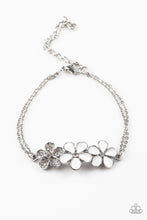 Load image into Gallery viewer, Hibiscus Haciendas / Flowering Fiji - White Set