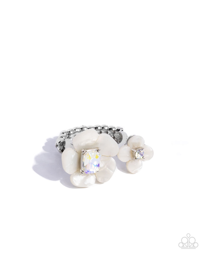 Delicate Duo - White