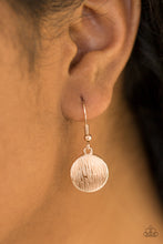 Load image into Gallery viewer, Glued To The SPOTLIGHT - Rose Gold
