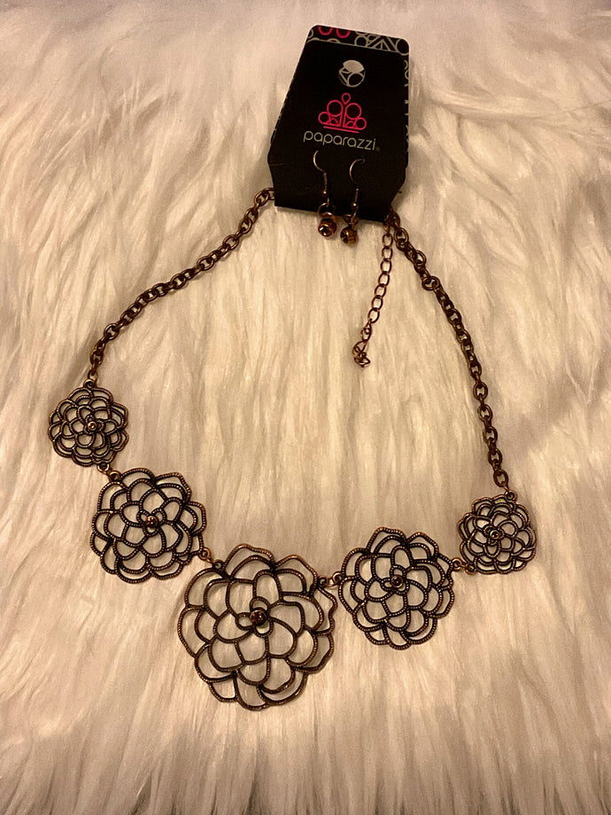 Crowned Carnation - Copper