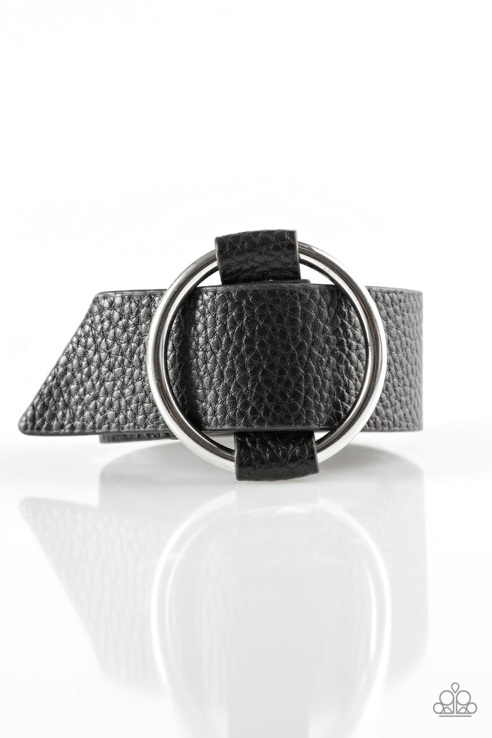 Simply Stylish - Black