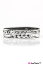 Load image into Gallery viewer, The Perfect Score - Black/Silver
