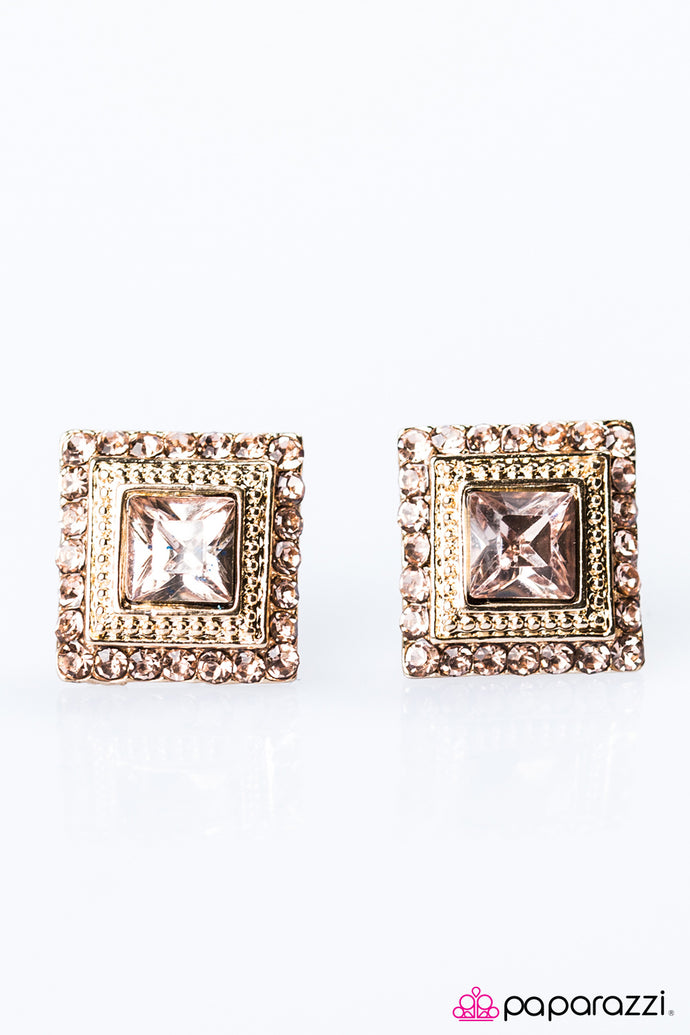 Let Me Entertain You - Gold