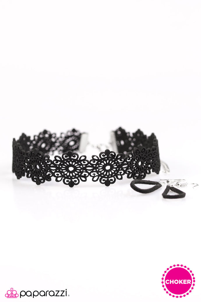 Going Vogue - Black