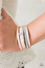 Load image into Gallery viewer, Glamor-azzi - Pink
