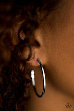 Load image into Gallery viewer, Classically Chic - Silver
