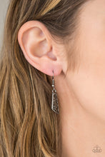 Load image into Gallery viewer, Cave Girl Grotto - Multi
