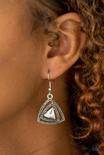 Load image into Gallery viewer, The Lion QUEEN - Silver
