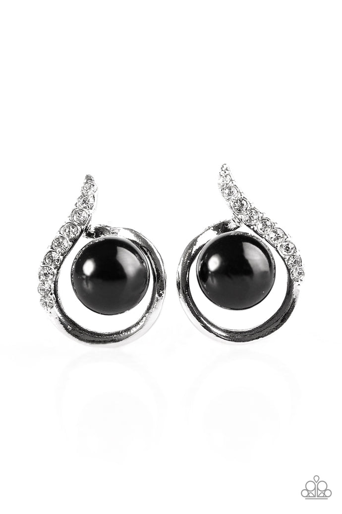 Ballroom Beauty - Black Post