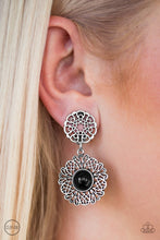 Load image into Gallery viewer, Venetian Verenda Black Clip-On
