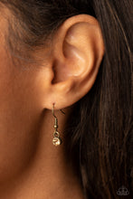 Load image into Gallery viewer, Holly Heiress - Brass
