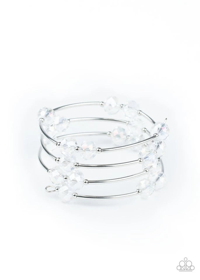 Dreamy Demure - White